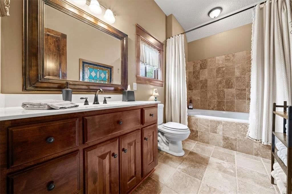 1060 Lake Viking Terrace — photo 24