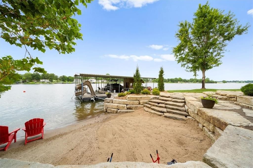 1060 Lake Viking Terrace — photo 76