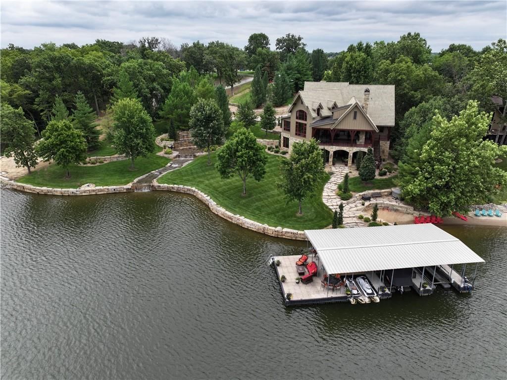1060 Lake Viking Terrace — photo 85