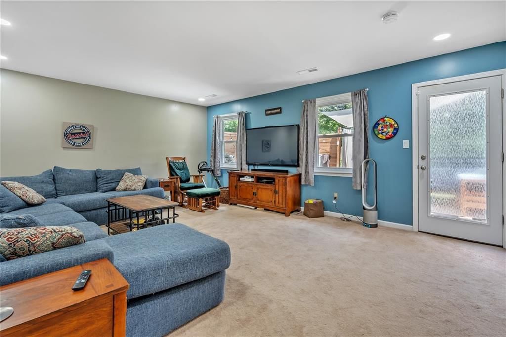 921 SW Southgate Court — photo 21