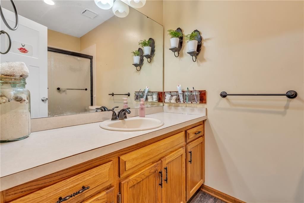 921 SW Southgate Court — photo 22