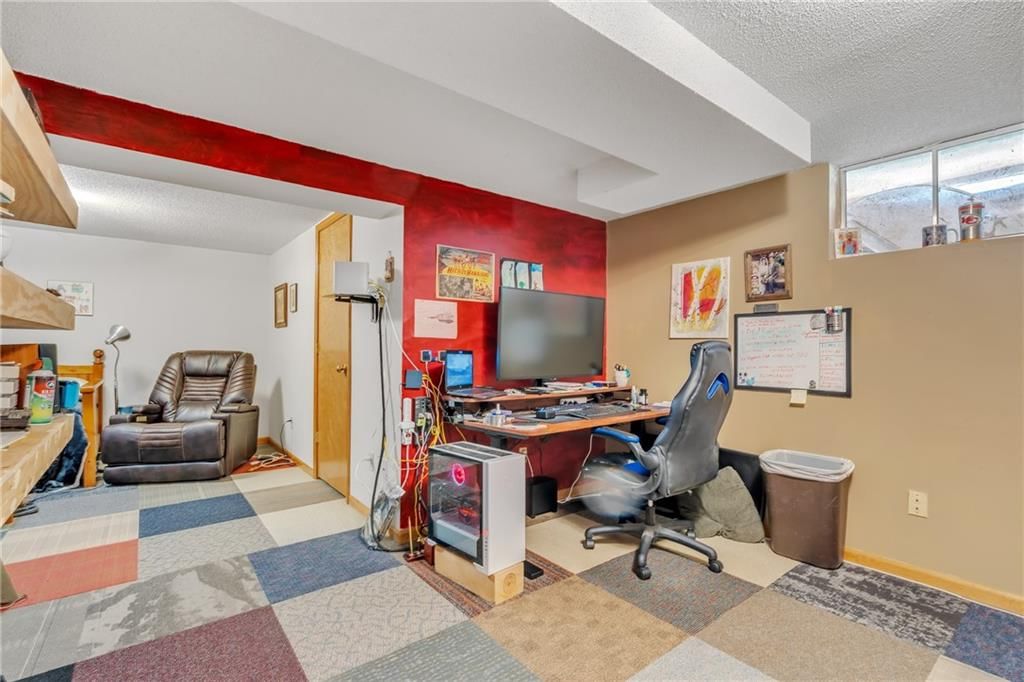 921 SW Southgate Court — photo 23