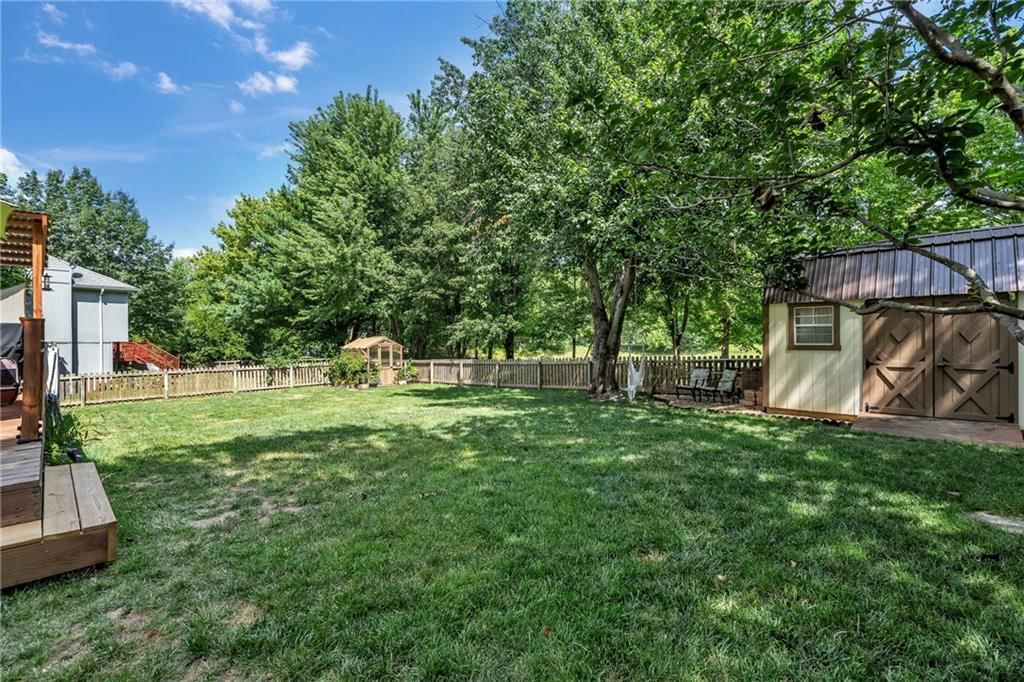 921 SW Southgate Court — photo 28