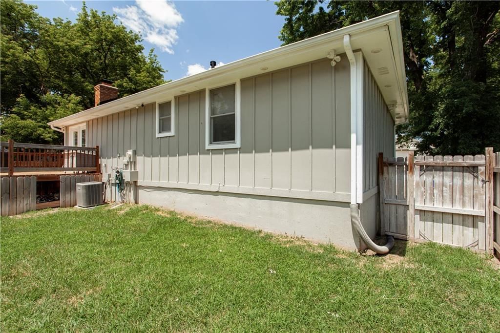 728 Trant Street — photo 7