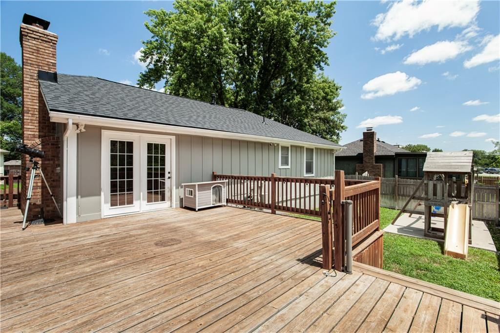 728 Trant Street — photo 10