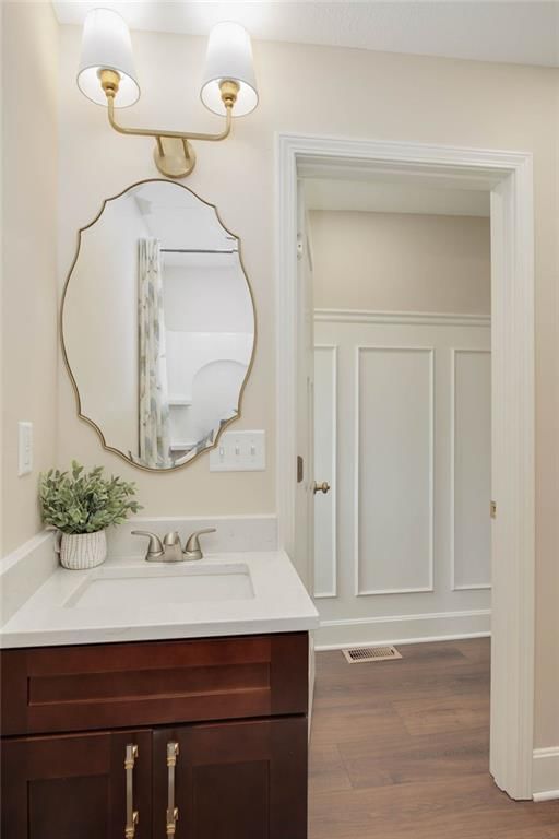 805 Main Street — photo 23