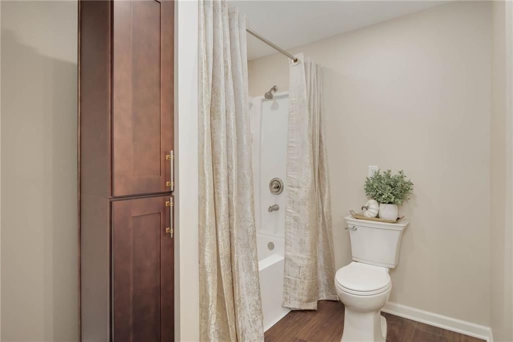 805 Main Street — photo 27