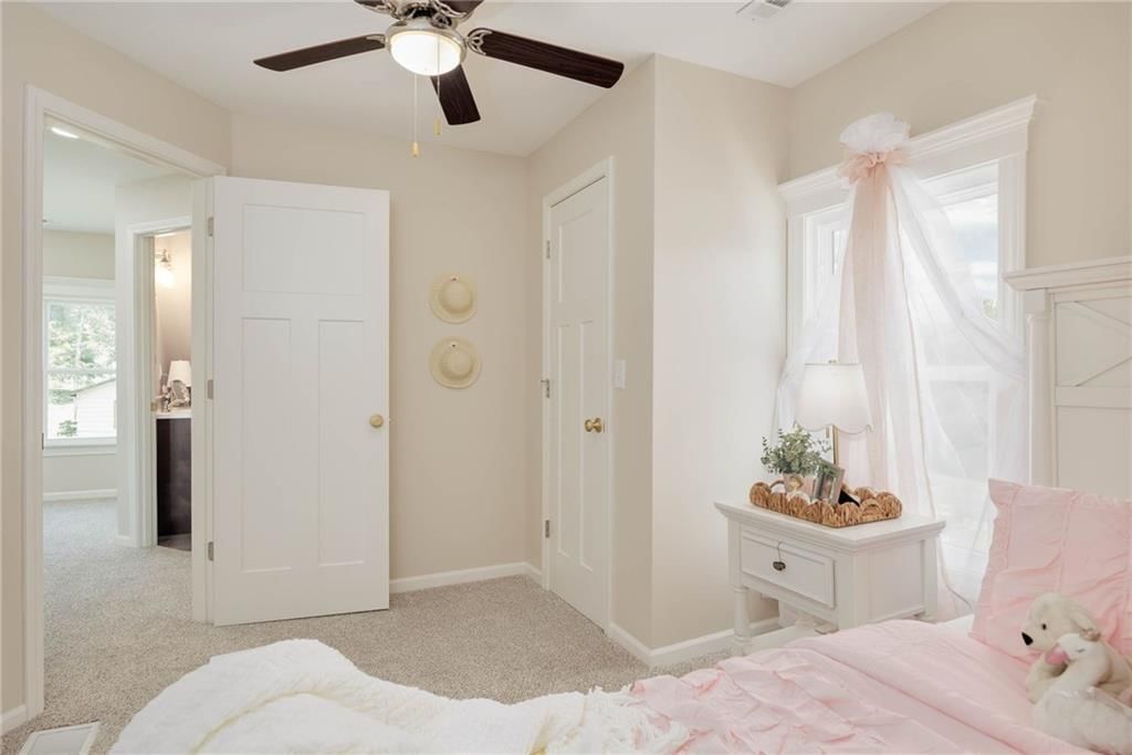 805 Main Street — photo 28
