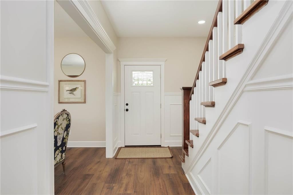 805 Main Street — photo 10
