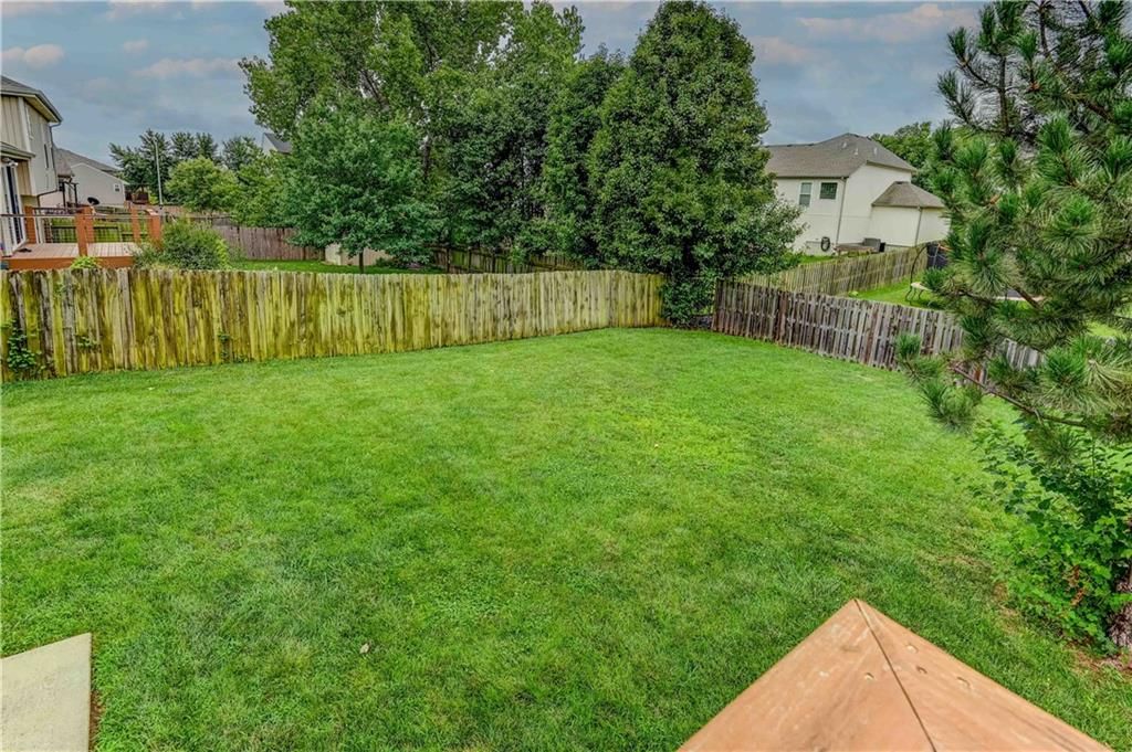 8508 N Arcola Avenue — photo 11