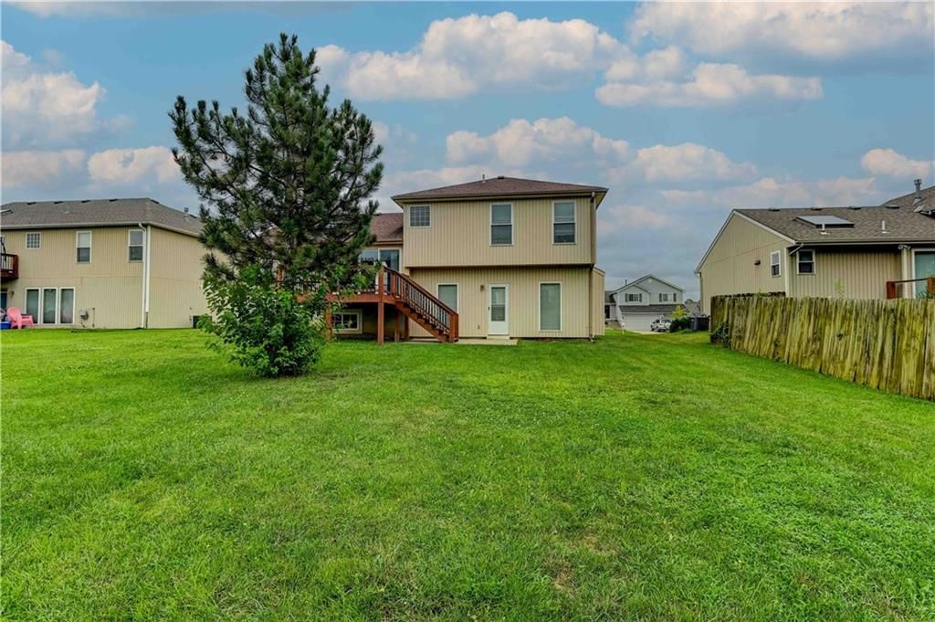 8508 N Arcola Avenue — photo 5