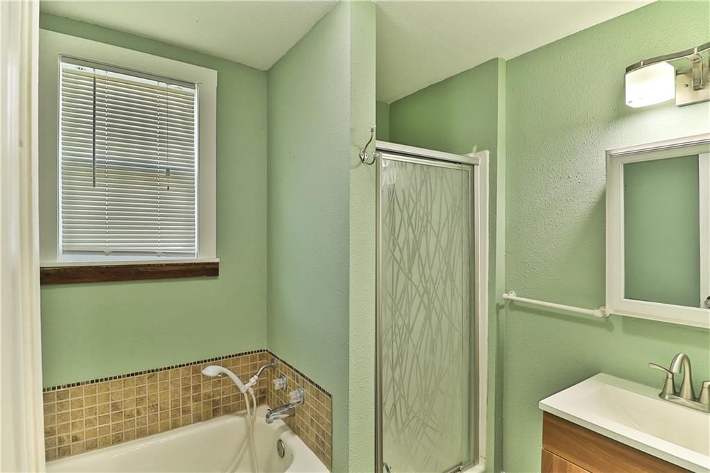 107 W 2nd Avenue — photo 10