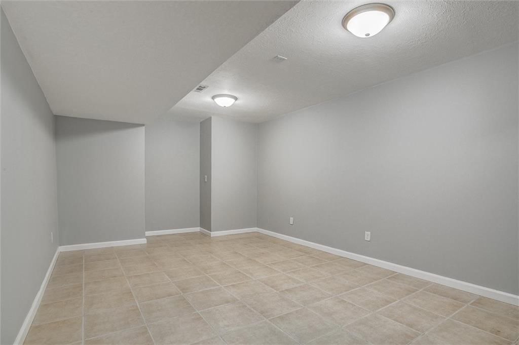 2637 SW Walnut Street — photo 25