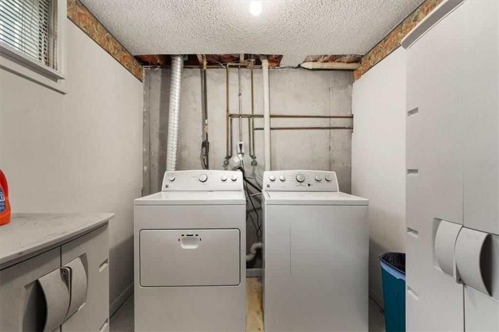 410 Crescent Street — photo 13