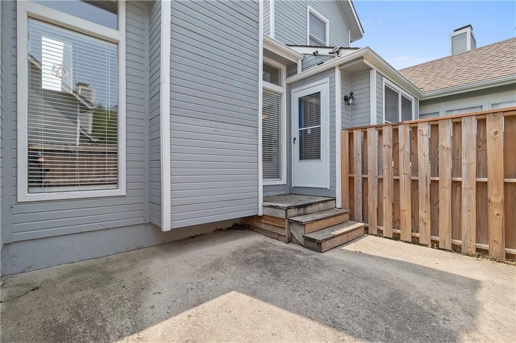 6904 W 156th Street — photo 23