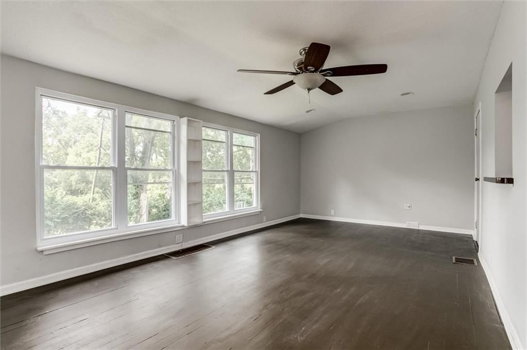 1009 Locust Street — photo 15