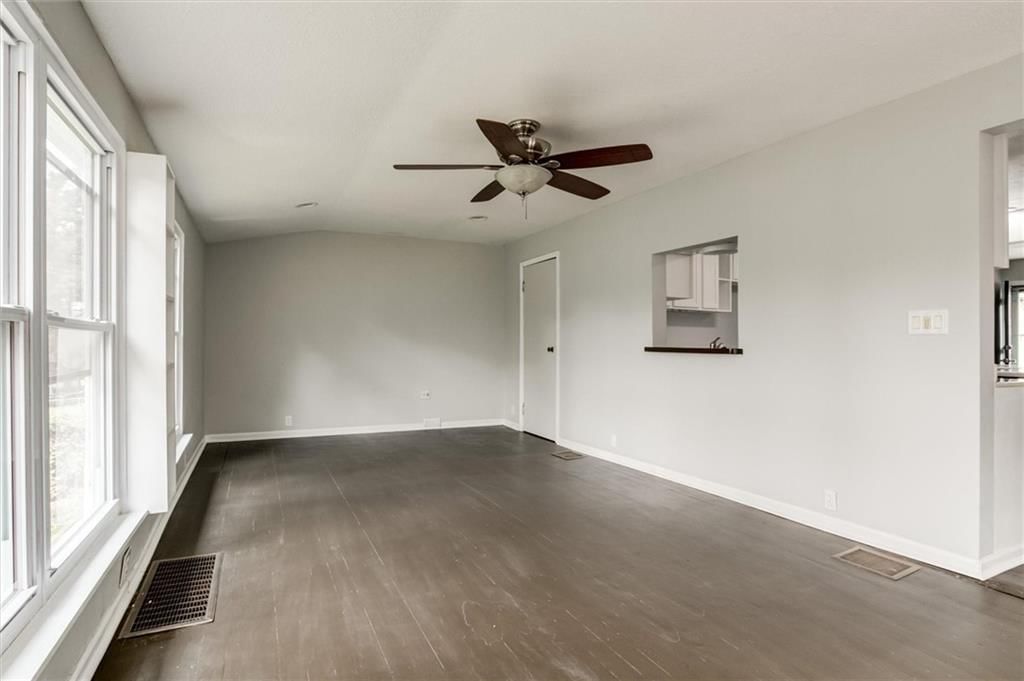 1009 Locust Street — photo 16