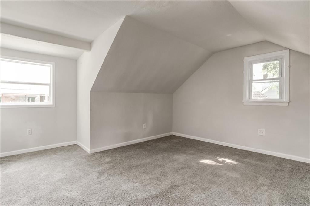 1009 Locust Street — photo 20