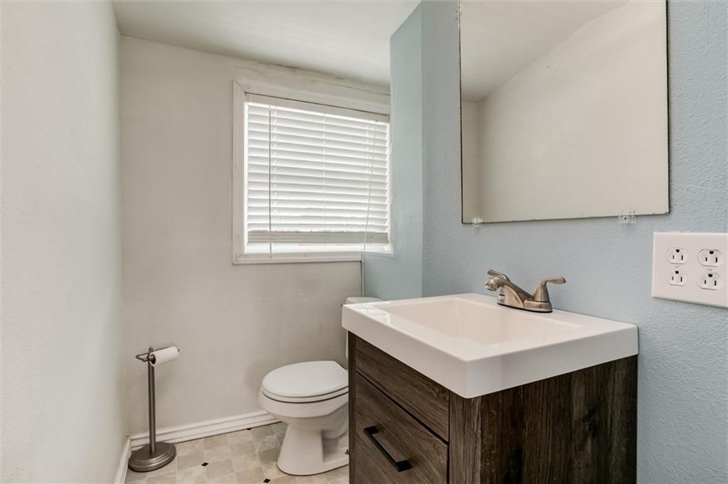 1009 Locust Street — photo 23
