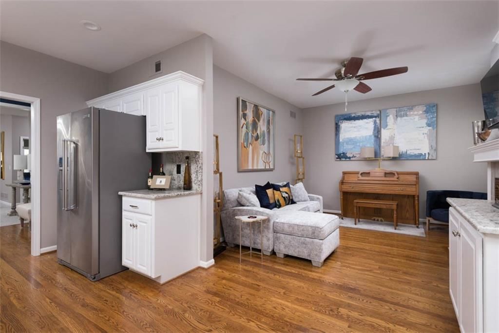 14301 Russell Street — photo 18