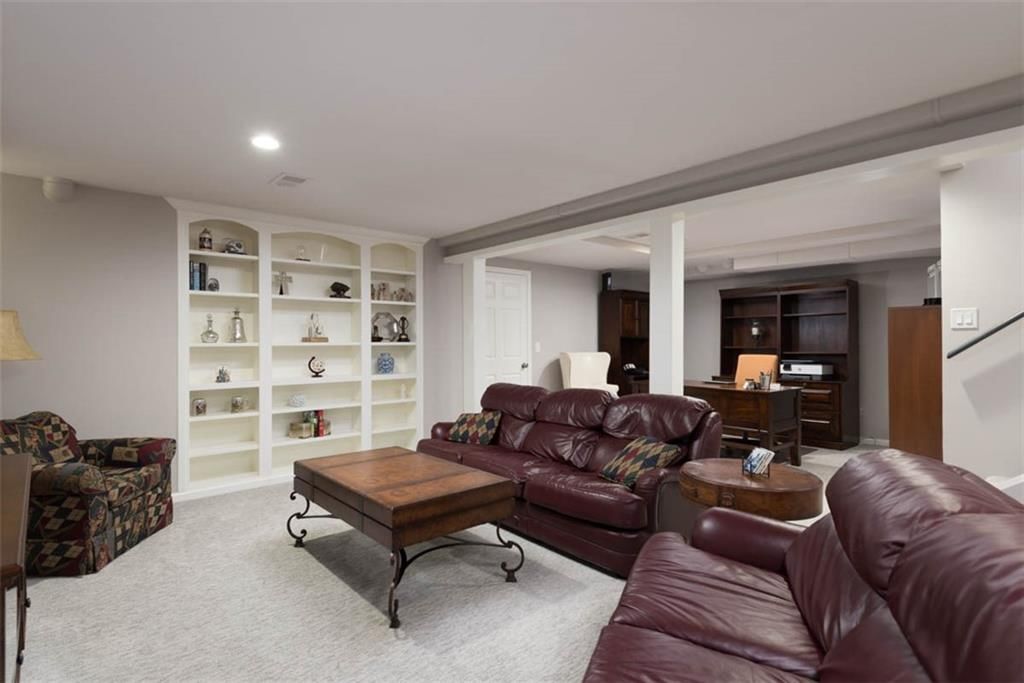 14301 Russell Street — photo 39