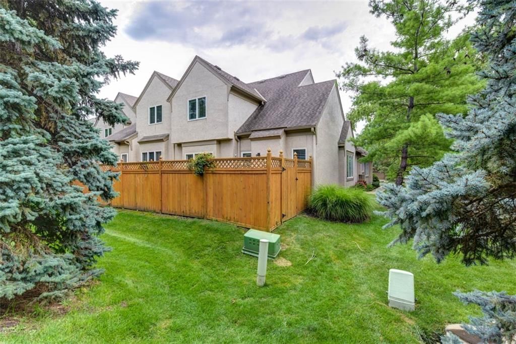 14301 Russell Street — photo 47