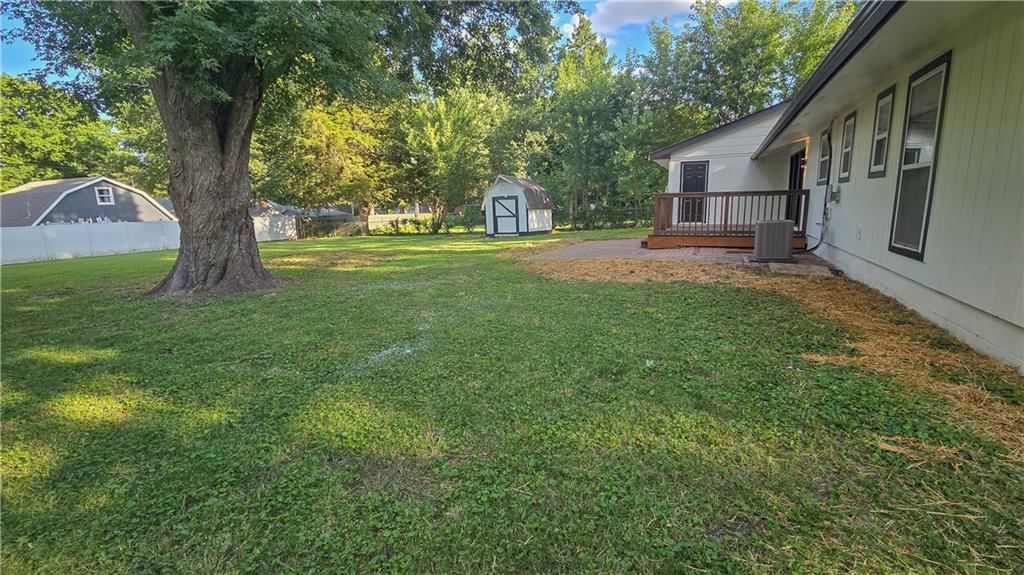 607 Hamblin Road — photo 35
