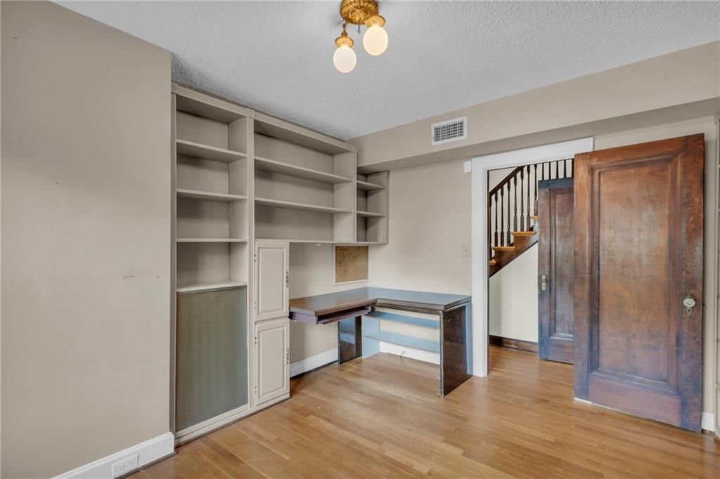 2216 W 50th Street — photo 25