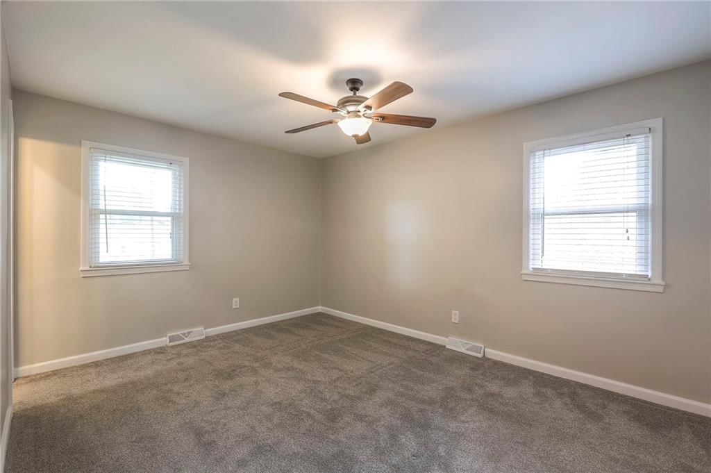 301 Manor Drive — photo 24