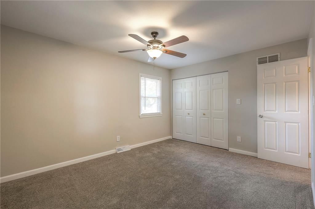 301 Manor Drive — photo 25