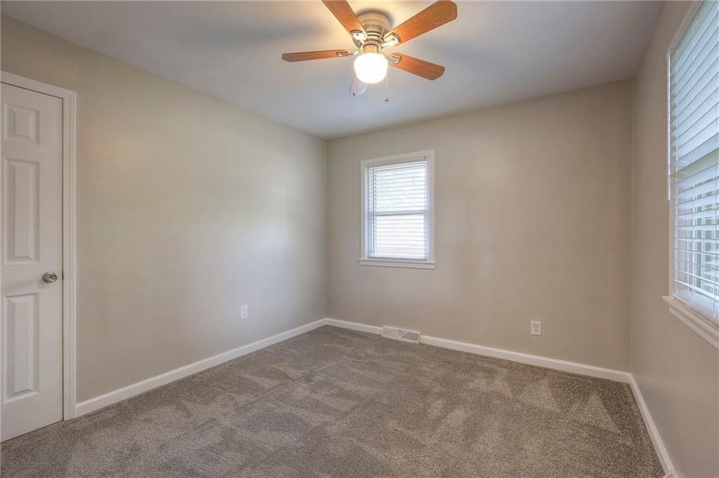 301 Manor Drive — photo 28