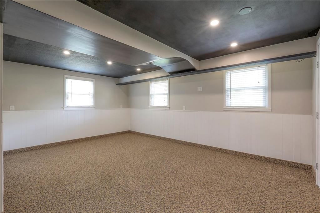 301 Manor Drive — photo 30