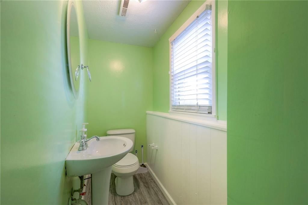301 Manor Drive — photo 35