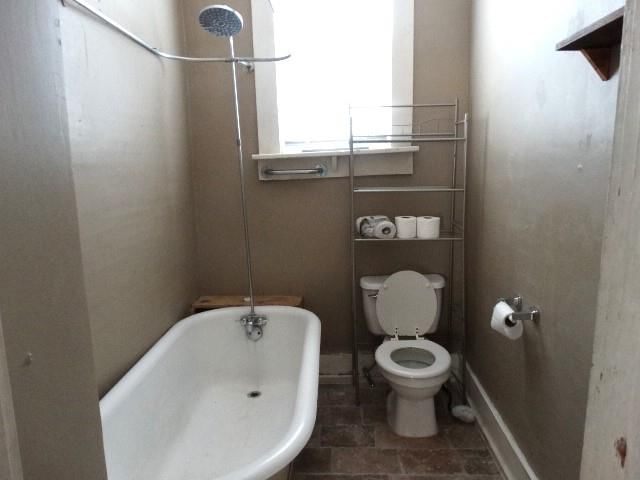 418 E Main Street — photo 13