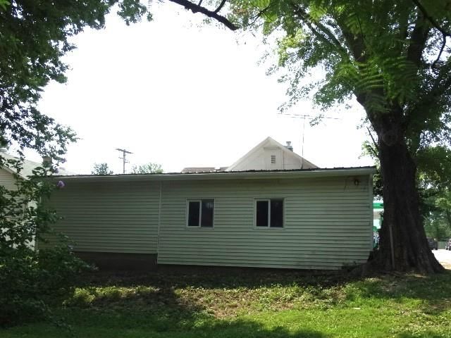 418 E Main Street — photo 17