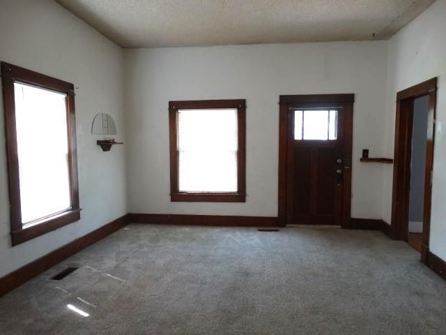 418 E Main Street — photo 6