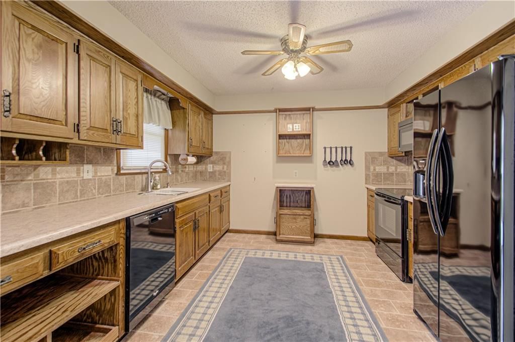 13020 S Arapaho Drive — photo 6