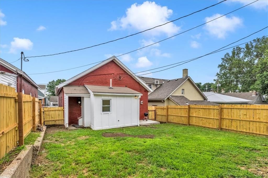 532 Tauromee Avenue — photo 23