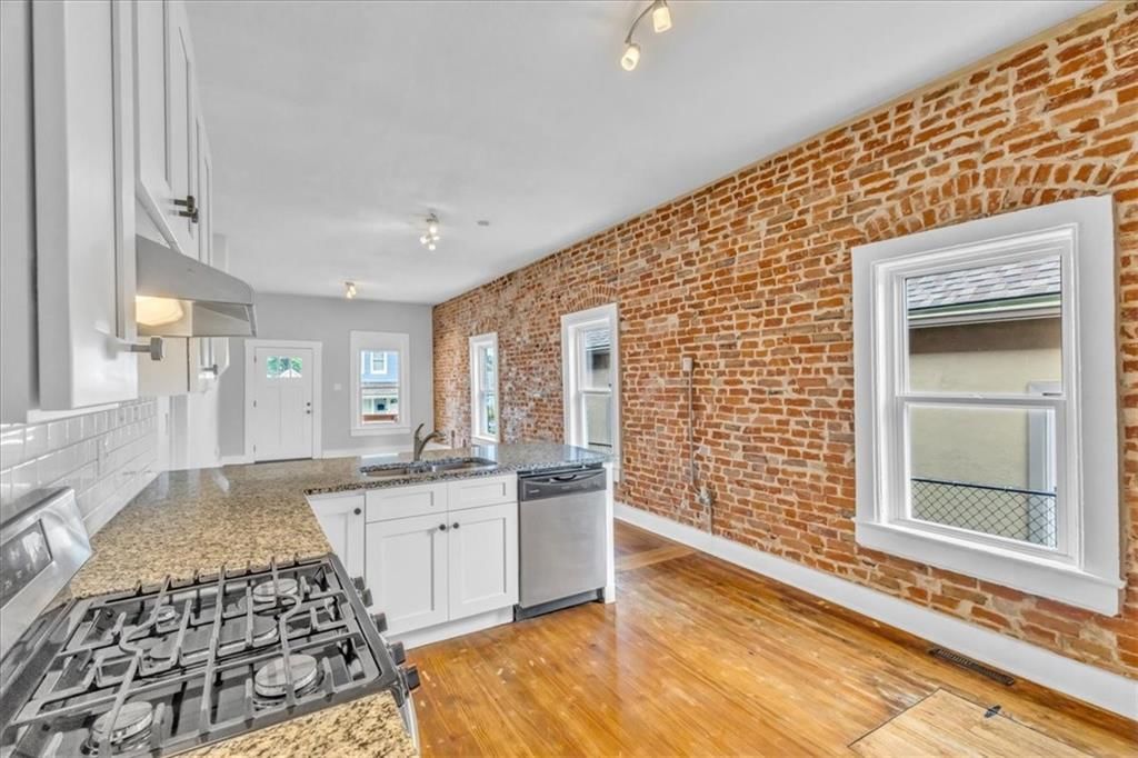532 Tauromee Avenue — photo 8