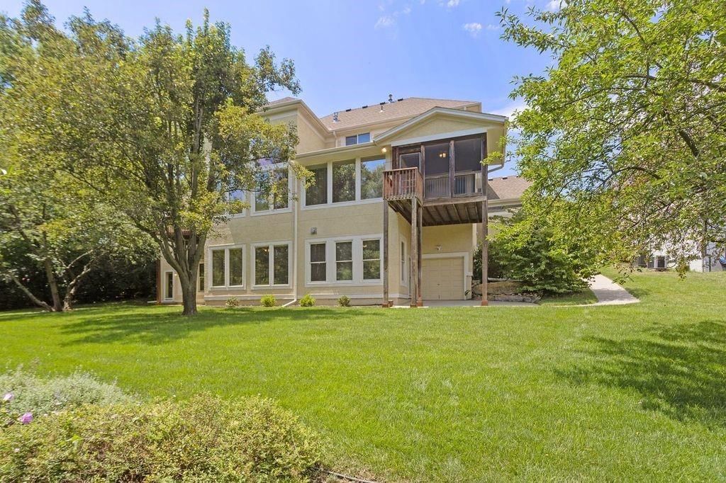 2000 Walden Drive — photo 52