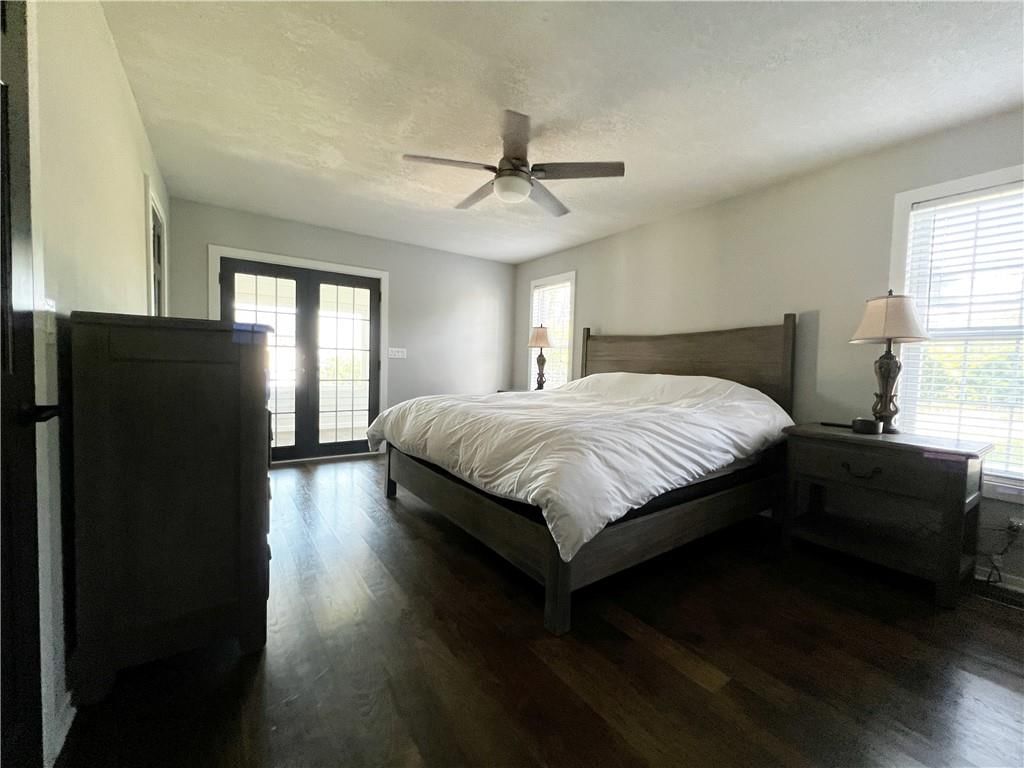 1138 S 138th Street — photo 16
