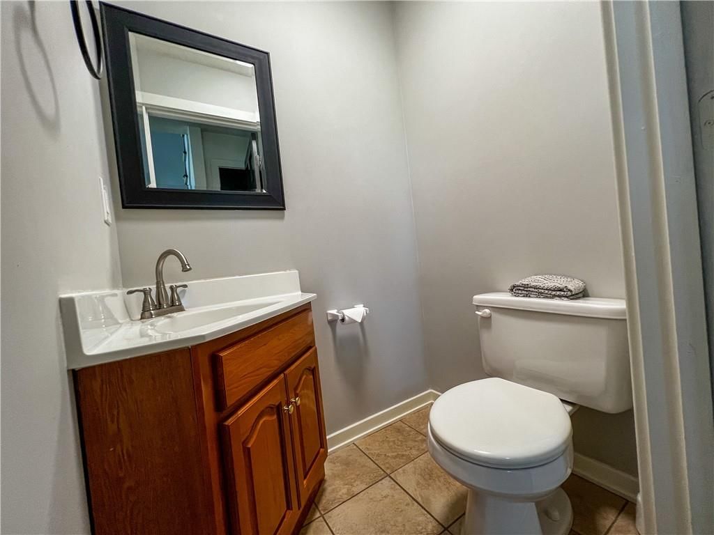 1138 S 138th Street — photo 20