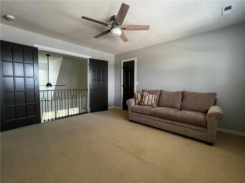 1138 S 138th Street — photo 24