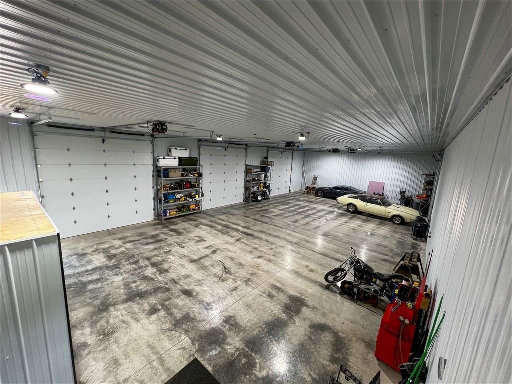 1138 S 138th Street — photo 36