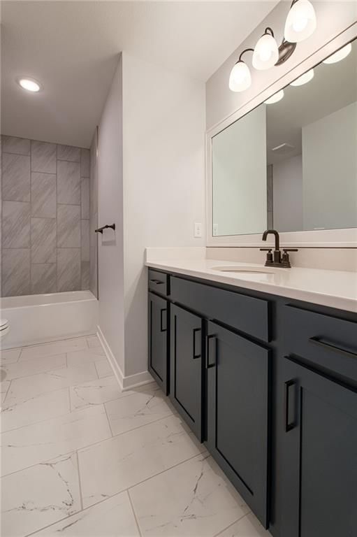 9649 N Colrain Avenue — photo 10