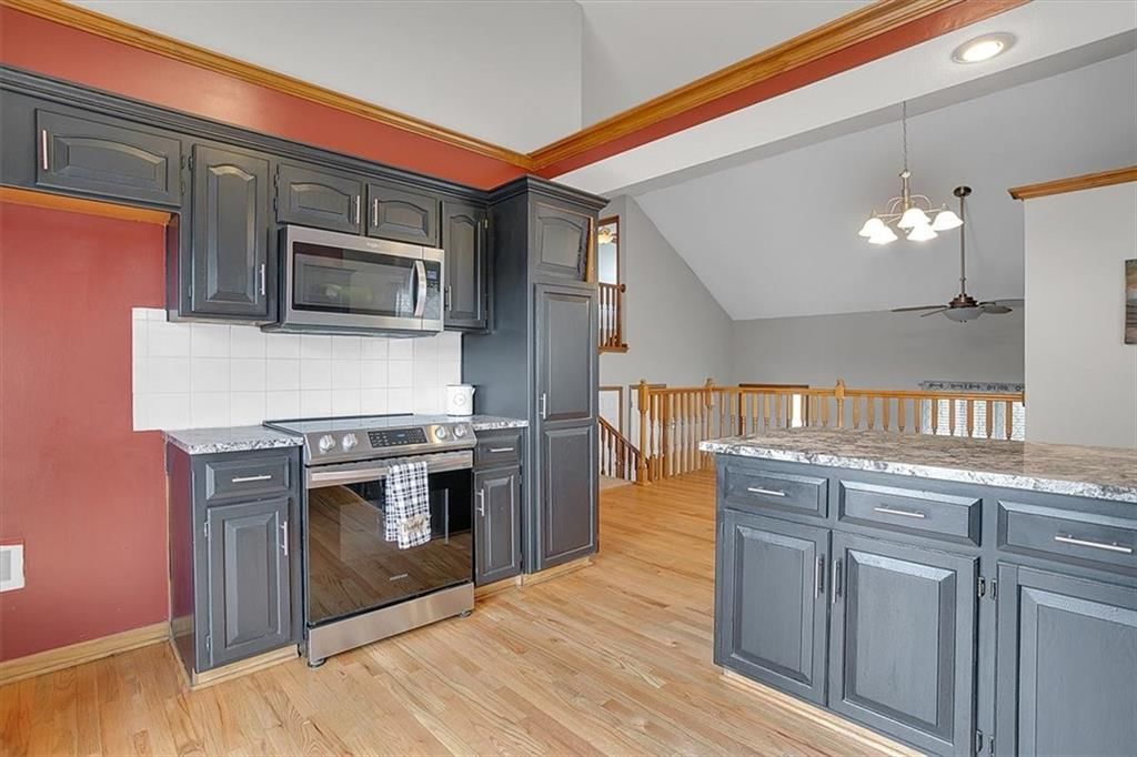 913 N Cherokee Street — photo 12