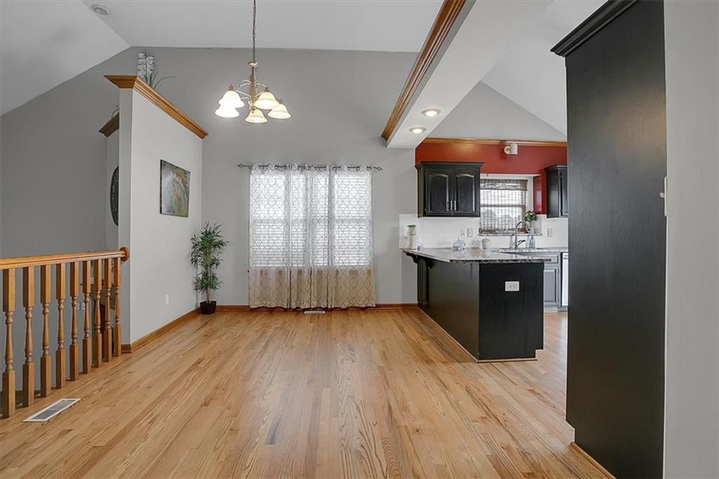 913 N Cherokee Street — photo 10