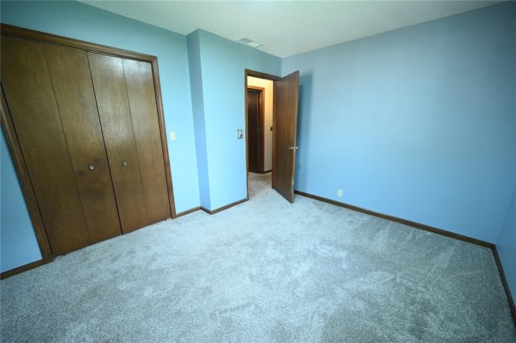 305 W Main Street — photo 24