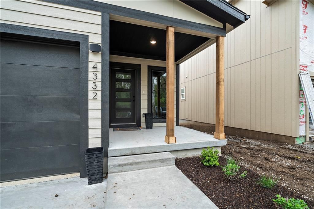 4332 Forest Avenue — photo 28