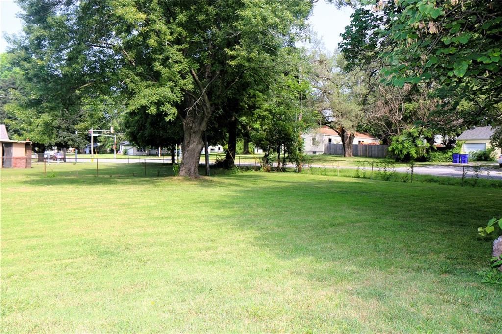 7900 Cedar Avenue — photo 31